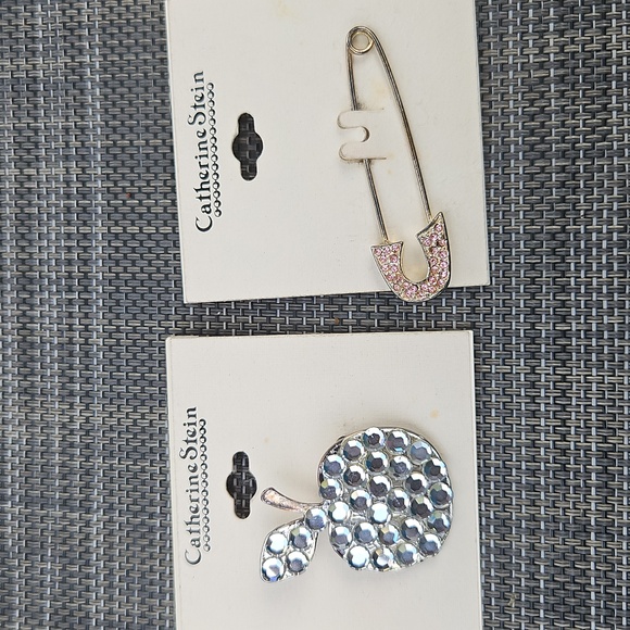 Catherine Stein Rhinestone Brooch Lot Safety Pin & Apple Design - Picture 1 of 10